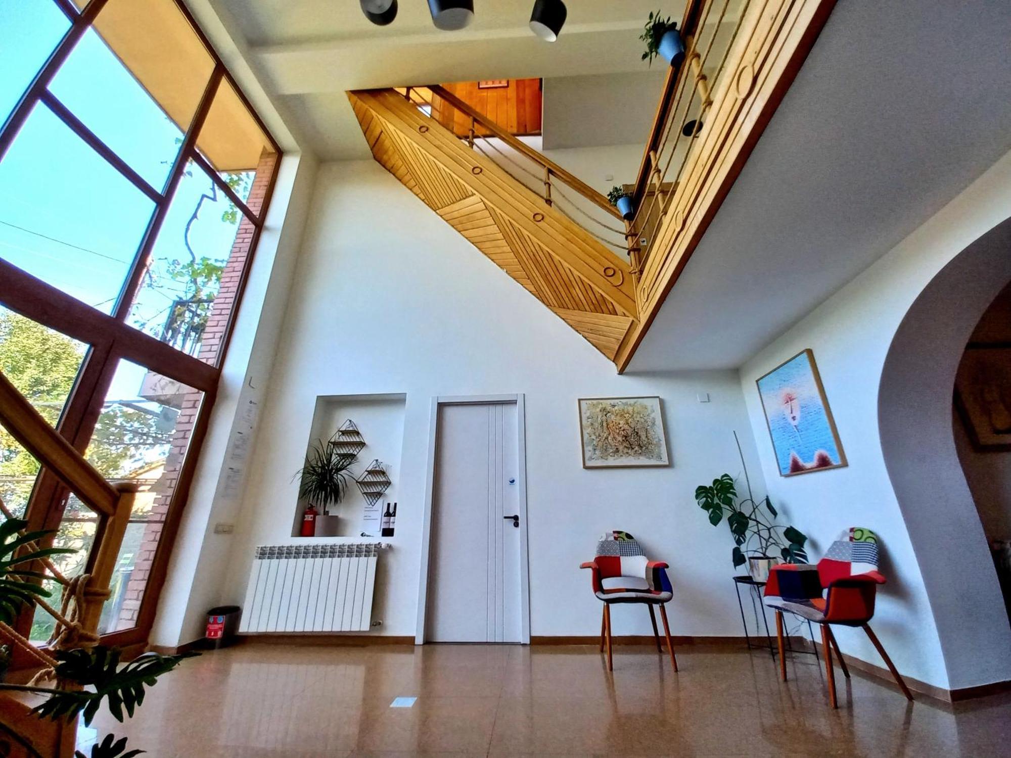 Hestia - Hotel, Wine And View Telavi Ngoại thất bức ảnh